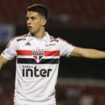 Shalyon não conseguiu se firmar nas passagens que teve pelo Tricolor – Foto: Twitter do SPFC