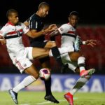 São Paulo derrubou invencibilidade do Red Bull Bragantino, com gol contra de Léo Ortiz, no Paulistão de 2021. (Foto: Ari Ferreira/Red Bull Bragantino)