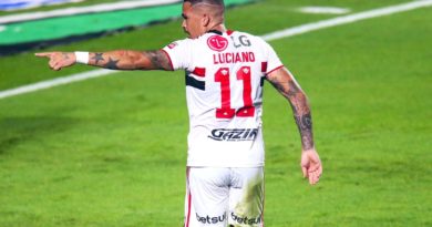 Luciano marcou o gol do título paulista do São Paulo, que estampou a LG na oportunidade. (Foto: Twitter do São Paulo)