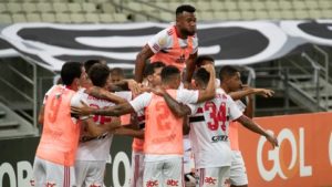 São Paulo tem Luan recuperado no clube. (Foto: Agif)