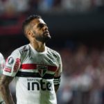 Daniel Alves encerrou sua passagem pelo São Paulo de forma melancólica. (Foto: Twitter do São Paulo)