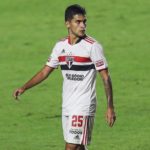 Rodrigo Nestor é o principal garçom do São Paulo entre meio-campistas na temporada. (Foto: Twitter do São Paulo)