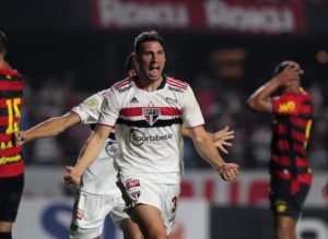 Contratado para resolver, Calleri já é o artilheiro do São Paulo. (Foto: Twitter do São Paulo)