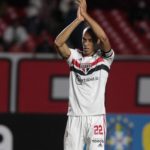 Ídolo do São Paulo, Miranda encerra carreira. (Foto: Twitter do São Paulo)