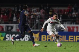 Pablo pode deixar São Paulo rumo a outro clube em 2022. (Foto: Twitter do São Paulo)