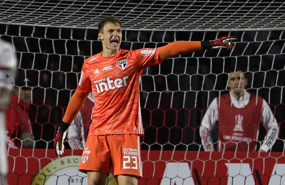 Pqp é o melhor goleiro do Brasil. É Lucas Perri!!