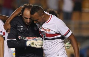 Luís Fabiano e Rogério Ceni são artilheiros do Tricolor na Libertadores. (Foto: Twitter do São Paulo)