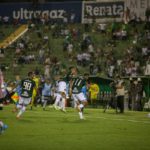 Lucão do Break marca golaço e Guarani derrota São Paulo na estreia do Paulistão. (Foto: Twitter do Guarani)