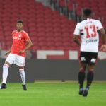 Lucas Ribeiro passou pelo Internacional em 2021 e é observado pelo São Paulo. (Foto: Twitter do Internacional)