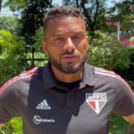 Reinaldo começou sua primeira temporada fora do São Paulo. (Foto: Twitter do São Paulo)