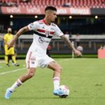 Rigoni está em branco no São Paulo desde outubro e sofre para atuar com consistência com Rogério Ceni. (Foto: Marcos Ribolli/GE)