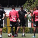 Rogério Ceni trabalha para montar time ideal do São Paulo no início da temporada. (Foto: Twitter do São Paulo)