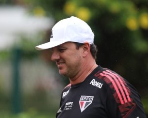 Rogério Ceni trabalha para montar time ideal do São Paulo no início da temporada. (Foto: Twitter do São Paulo)
