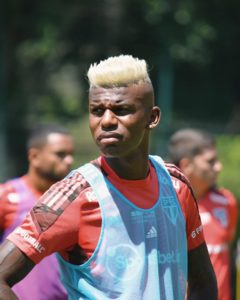 Arboleda deverá retornar ao time titular do São Paulo no duelo da Copa do Brasil. (Foto: Twitter do São Paulo)