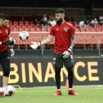 Rogério Ceni indica que São Paulo pode não ter mais rodízio no gol. (Foto: Marcos Ribolli/ge)