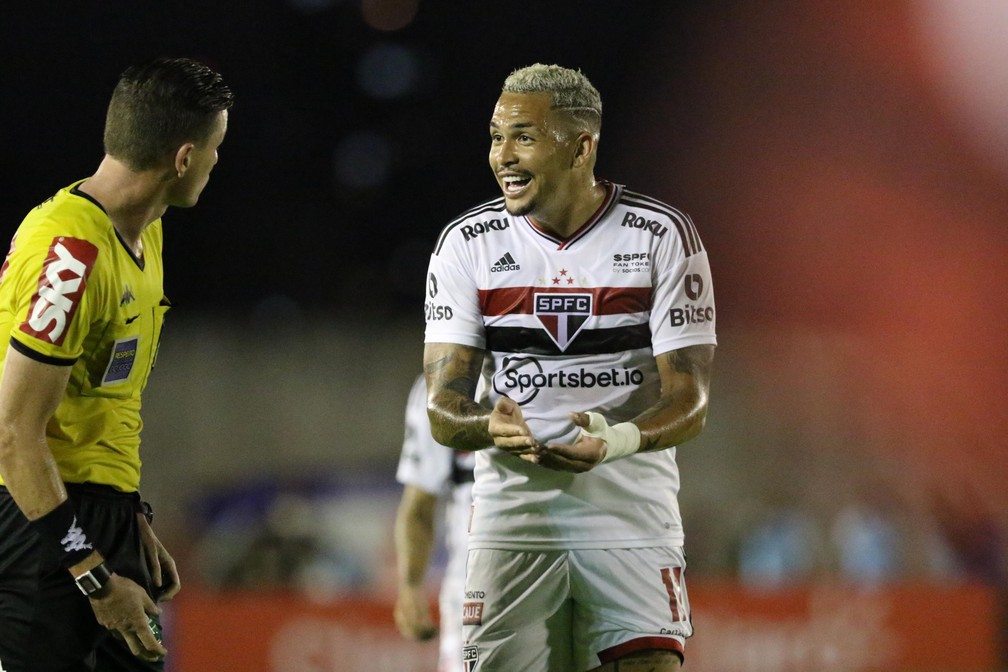 Luciano está prestes a renovar contrato com o São Paulo. (Foto: Jefferson Cariri)