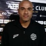 Roger, ex-São Paulo, detona chegada de estrangeiros no Brasil. (Foto: Twitter do Athletic Club)