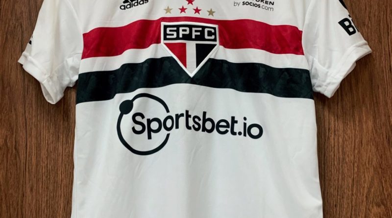 São Paulo tem uniforme com a Adidas há mais de quatro temporadas. (Foto: Twitter do São Paulo)