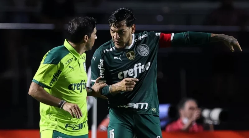 Gustavo Gómez critica arbitragem do jogo em que São Paulo bateu Palmeiras por 3 a 1. (Foto: Twitter do Palmeiras)