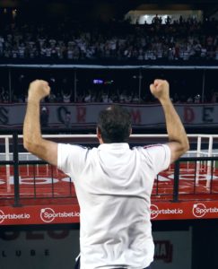 Rogério Ceni valoriza entrega do São Paulo no clássico. (Foto: Twitter do São Paulo)