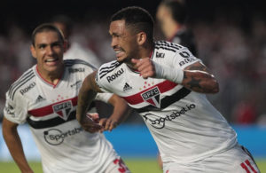 Luciano desencanta pelo São Paulo em 2022. (Foto: Twitter do São Paulo)