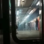 Torcedores de Corinthians e São Paulo brigam nos trens da CPTM. (Foto: Reprodução)
