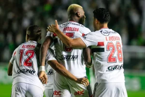 São Paulo reage no segundo tempo e empata contra o Juventude pela Copa do Brasil. (Foto: AGIF)