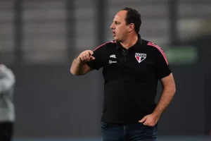 Rogério Ceni valoriza vitória do São Paulo na estreia da Copa Sudamericana. (Foto: Twitter da Conmebol)