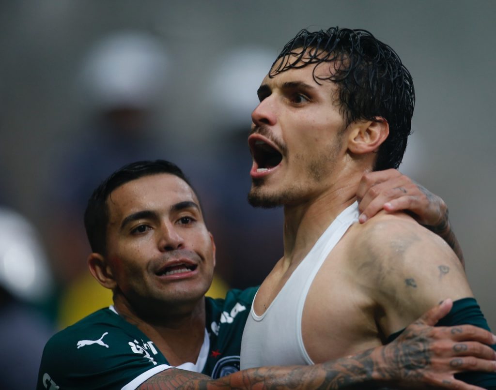 Dudu e Veiga acabam com jogo e Palmeiras goleia São Paulo na final do Paulistão. (Foto: Staff Images)