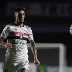 Rigoni deve voltar ao Brasil para jogar em rival do São Paulo. (Foto: Twitter do SPFC)