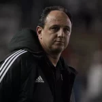 Rogério Ceni critica primeiro tempo do São Paulo. (Foto: Twitter do São Paulo)
