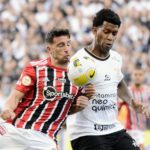 São Paulo e Corinthians farão Majestoso valendo vaga na final da Copa do Brasil. (Foto: Marcos Ribolli/ge)