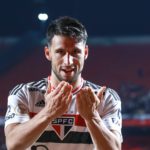 Calleri marca de novo, mas São Paulo cede empate com Ceará. (Foto: Marcello Zambrana/AGIF)