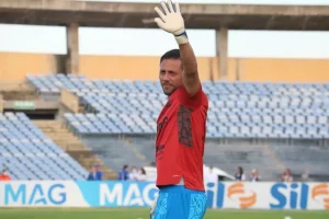 Diego Alves não vive grande momento no Flamengo e poderia pintar no São Paulo. (Foto: Twitter do Flamengo)