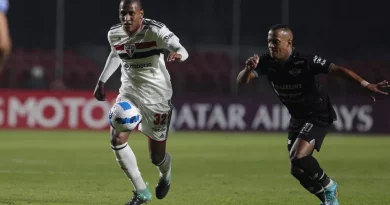 Luizão estreia pelo São Paulo e demonstra qualidade com bola nos pés. (Foto: Twitter do São Paulo)