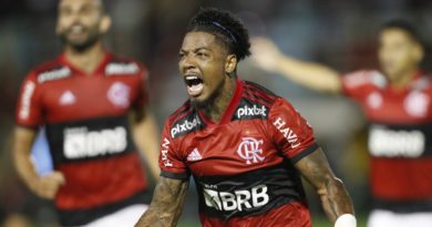 Marinho é recomendado por Rogério Ceni ao São Paulo. (Foto: Twitter do Flamengo)
