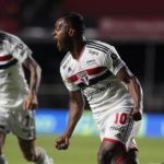 São Paulo vence Cuiabá com participação decisiva de Nikão. (Foto: Twitter do SPFC)