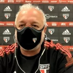 Carlos Belmonte, diretor do São Paulo, afirma que não haverá debandada de jogadores. (Foto: Reprodução/SPFCTV)