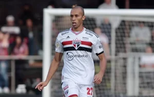 Miranda faz ótimo jogo e ajuda São Paulo a vencer América Mineiro pelo Brasileirão. (Foto: Twitter do São Paulo)