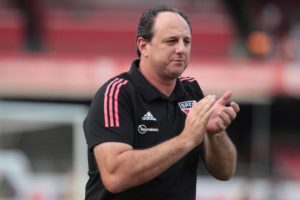 Técnico do São Paulo, Rogério Ceni é responsável por montar elenco. (Foto: Twitter do São Paulo)