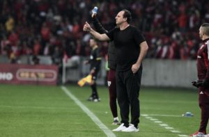 Técnico do São Paulo, Rogério Ceni. (Foto: Twitter do São Paulo)