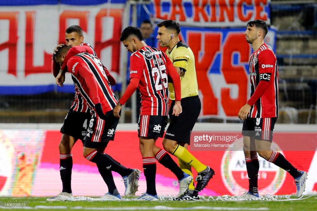 São Paulo encara Católica pela Sul-Americana. (Foto: Twitter da Sudamericana)