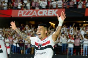 Luciano vira artilheiro do São Paulo nos últimos jogos. (Foto: Twitter do São Paulo)
