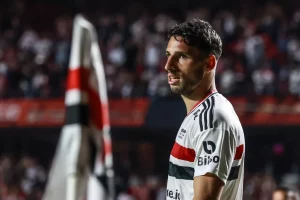 Calleri é vice-artilheiro do Brasileirão e goleador do São Paulo em 2022. (Foto: AGIF)