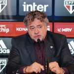 Julio Casares, presidente do São Paulo, fala sobre reforços. (Foto: Twitter do São Paulo)