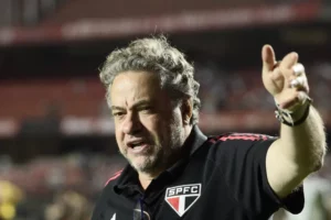 São Paulo coloca multa milionária em atacante de 16 anos. (Foto: Marcos Ribolli/ge)