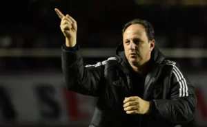 Rogério Ceni desabafa sobre desempenho do São Paulo. (Foto: Marcos Ribolli/ge)