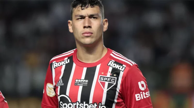 Ferraresi está inscrito pelo São Paulo para sequência da temporada. (Foto: Twitter do São Paulo)