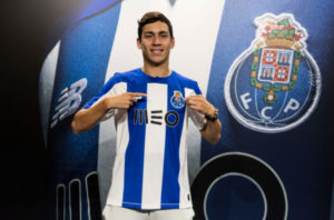Nahuel Ferraresi fecha contrato com São Paulo. (Foto: Twitter do Porto)