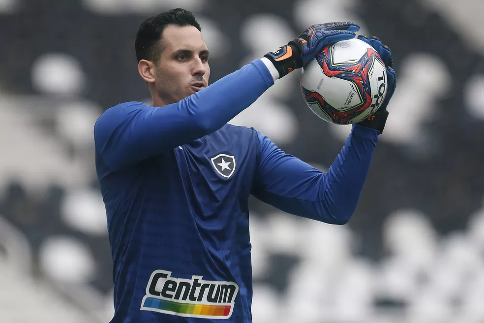 Gatito, goleiro do Botafogo, vai ganhar a concorrência de Lucas Perri, contratado junto ao São Paulo. (Foto: Twitter do Botafogo)